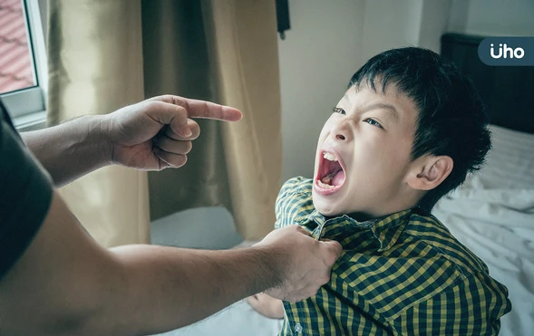 為何「聽話的好孩子」會犯罪？專家揭犯罪4階段：當壞人成為唯一救贖​