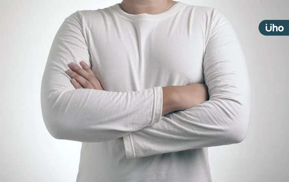 發熱衣不保暖，恐是清洗方式不對！專家揭「2招」判斷是否汰換