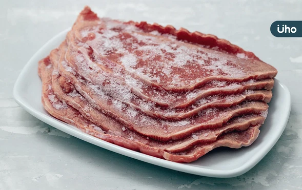 怎麼判斷冷凍肉還能不能吃？醫揭5情況有害健康：最多只能解凍1次