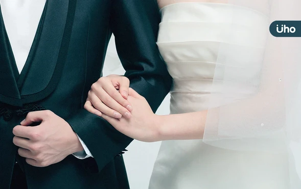 日女辦婚禮嫁AI新郎！精神科醫示警：情緒依附恐釀「AI幻覺症候群」