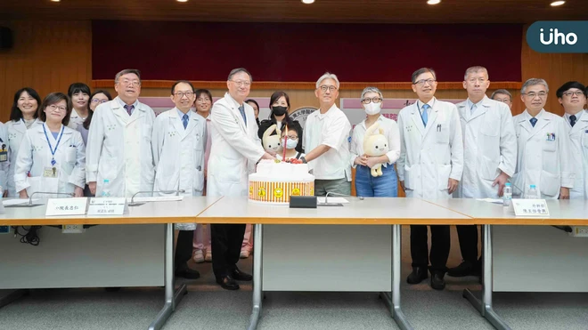 臺大醫院成功完成全台罕見兒童一年內「父母接力」肝腎活體移植 跨科整合醫療展現重症兒童治療新里程碑