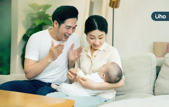 親朋好友別再這樣抱寶寶！專家揭3種NG抱法：用力搖晃、上下拋接