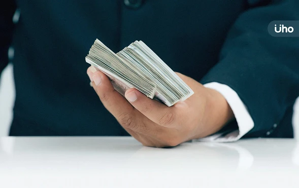 如何達到年收破億元？他分析千位企業家得出結果：通常會「做1事」