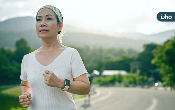 60歲開始也能駕馭！超慢跑「2大重點原則」先找到自己的微笑速度