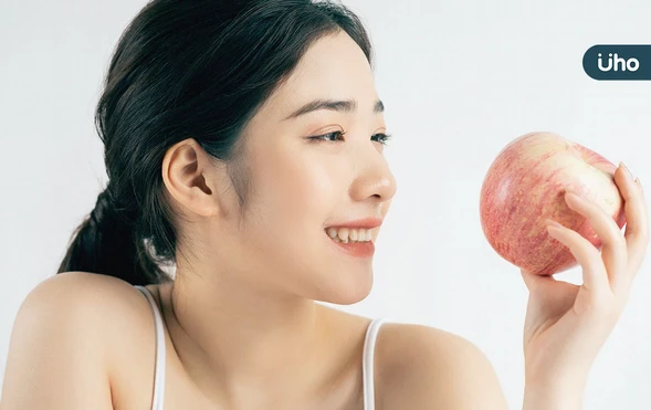 身體疲勞恐是慢性發炎！醫推薦「7大抗發炎飲食」多吃菠菜、開心果